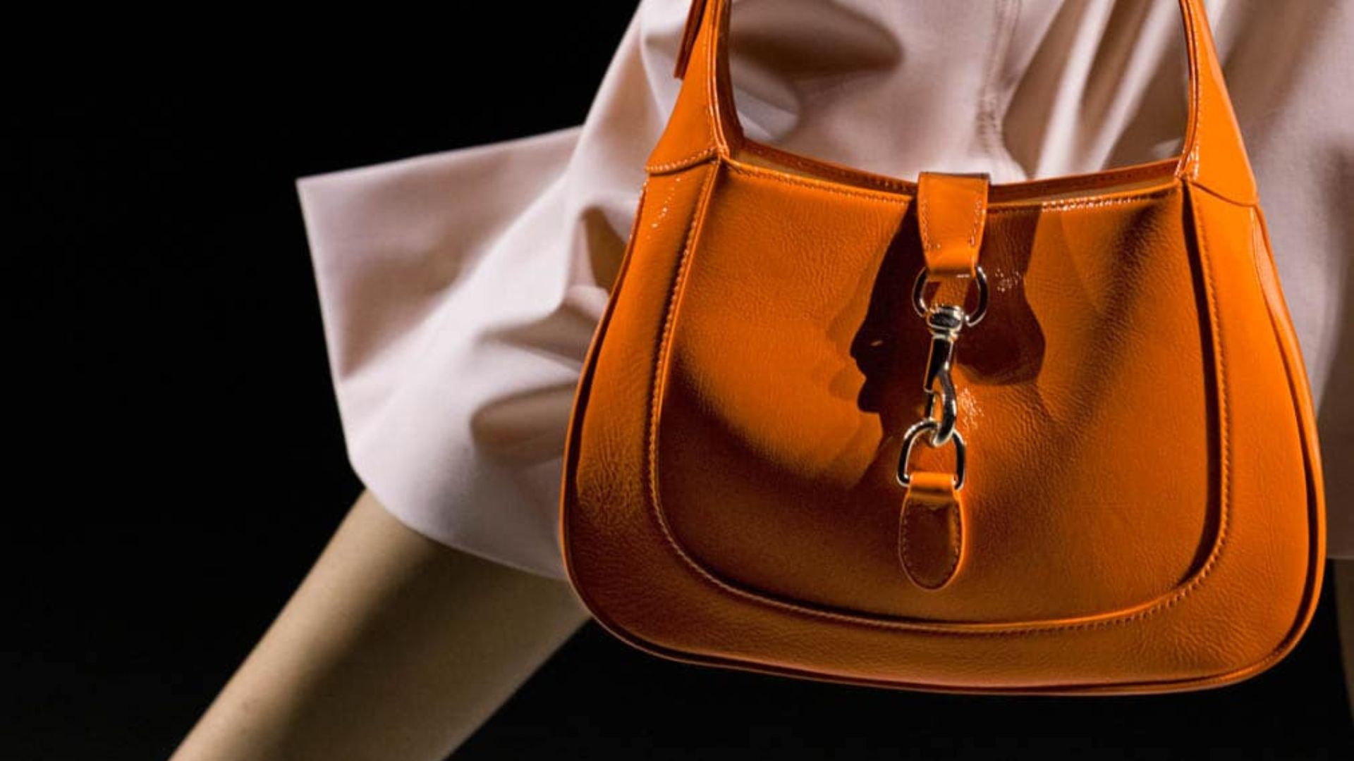 Bag Trends 2024: Οι τάσεις στις τσάντες που θα βλέπουμε παντού 1