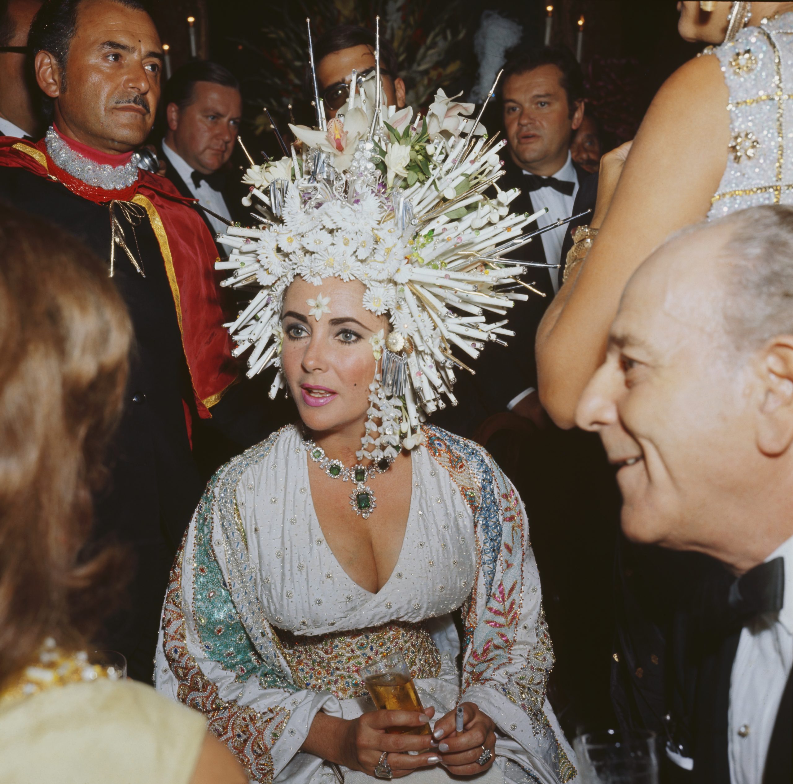 Elizabeth Taylor: Ένα νέο ντοκιμαντέρ για τη μαγική ζωή της ηθοποιού με παραγωγό την Kim Kardashian 1