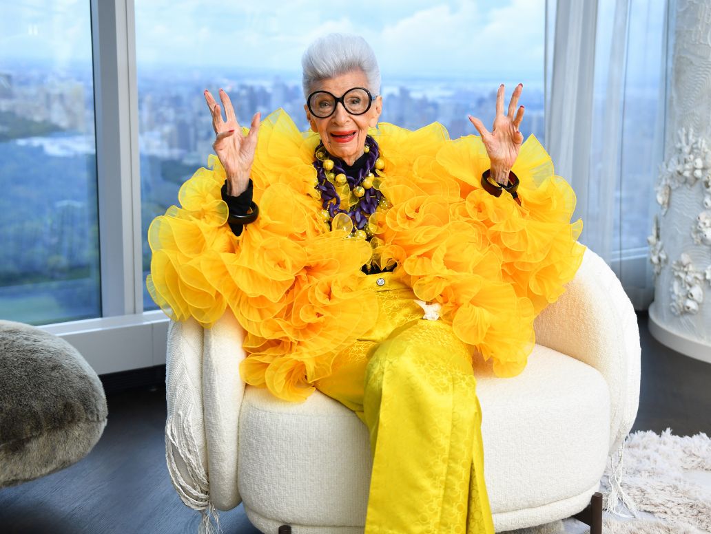 Iris Apfel: Πέθανε σε ηλικία 102 ετών ένα από τα μεγαλύτερα είδωλα της μόδας 1