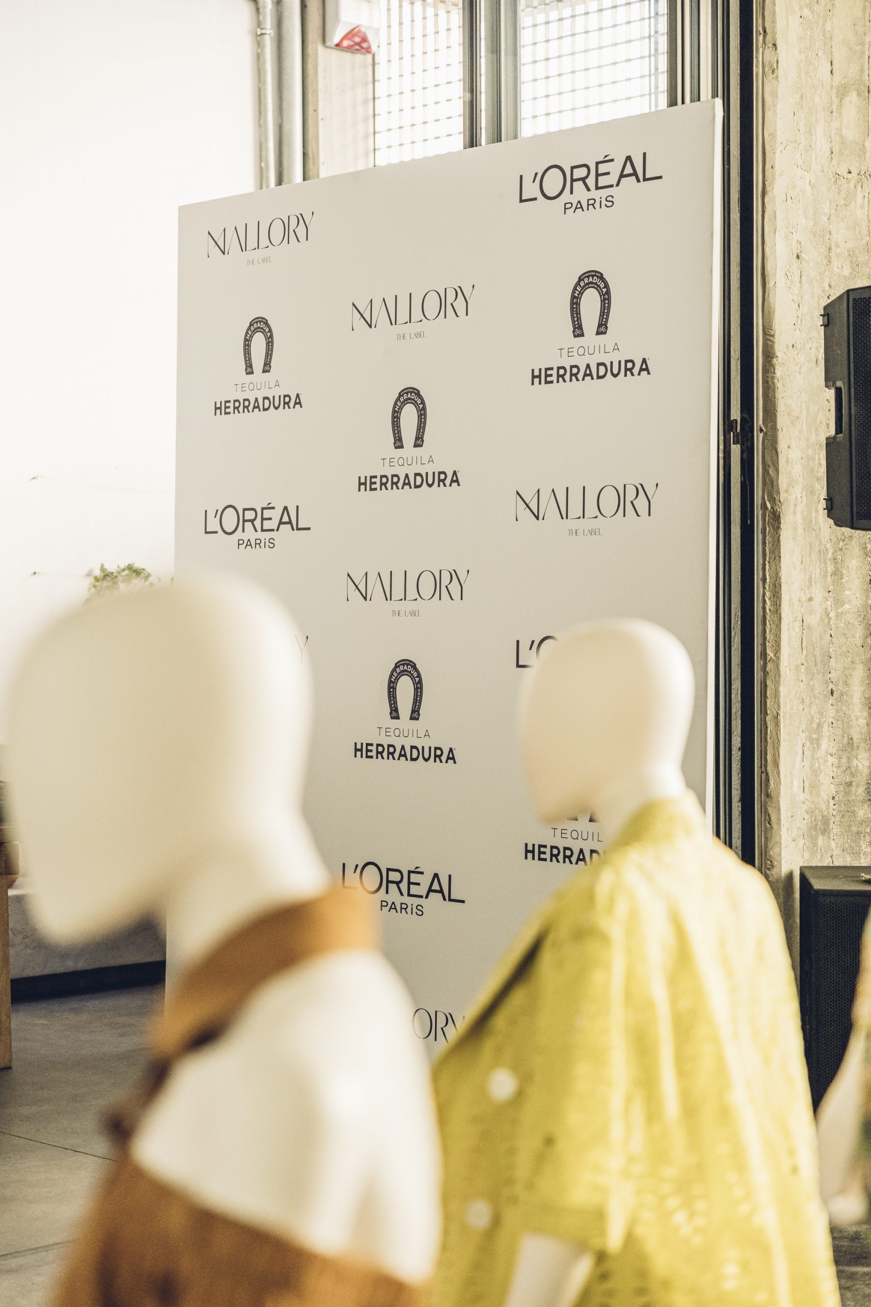 Τo brand Mallory The Label παρουσίασε τη νέα S/S ’24 collection “Nomas” στο απόλυτο fashion party της σεζόν 4