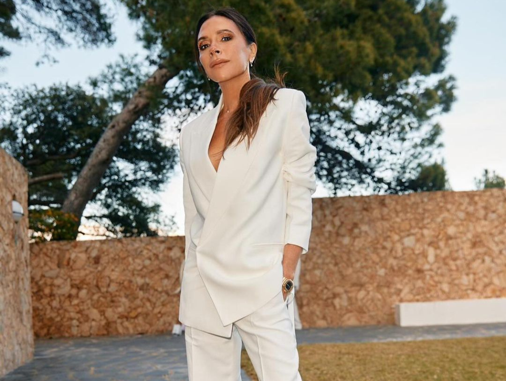 Τα αλλόκοτα παπούτσια της Victoria Beckham, που στοιχηματίζουμε ότι θα φορεθούν από τις πιο τολμηρές 1