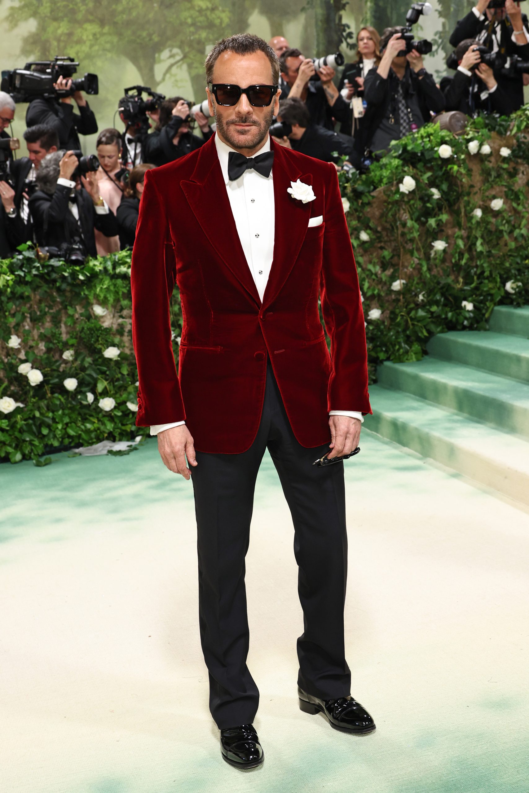 O Tom Ford πήγε στο Met Gala φορώντας όχι Tom Ford, αλλά Saint Laurent και μας ταξίδεψε στο χρόνο 2