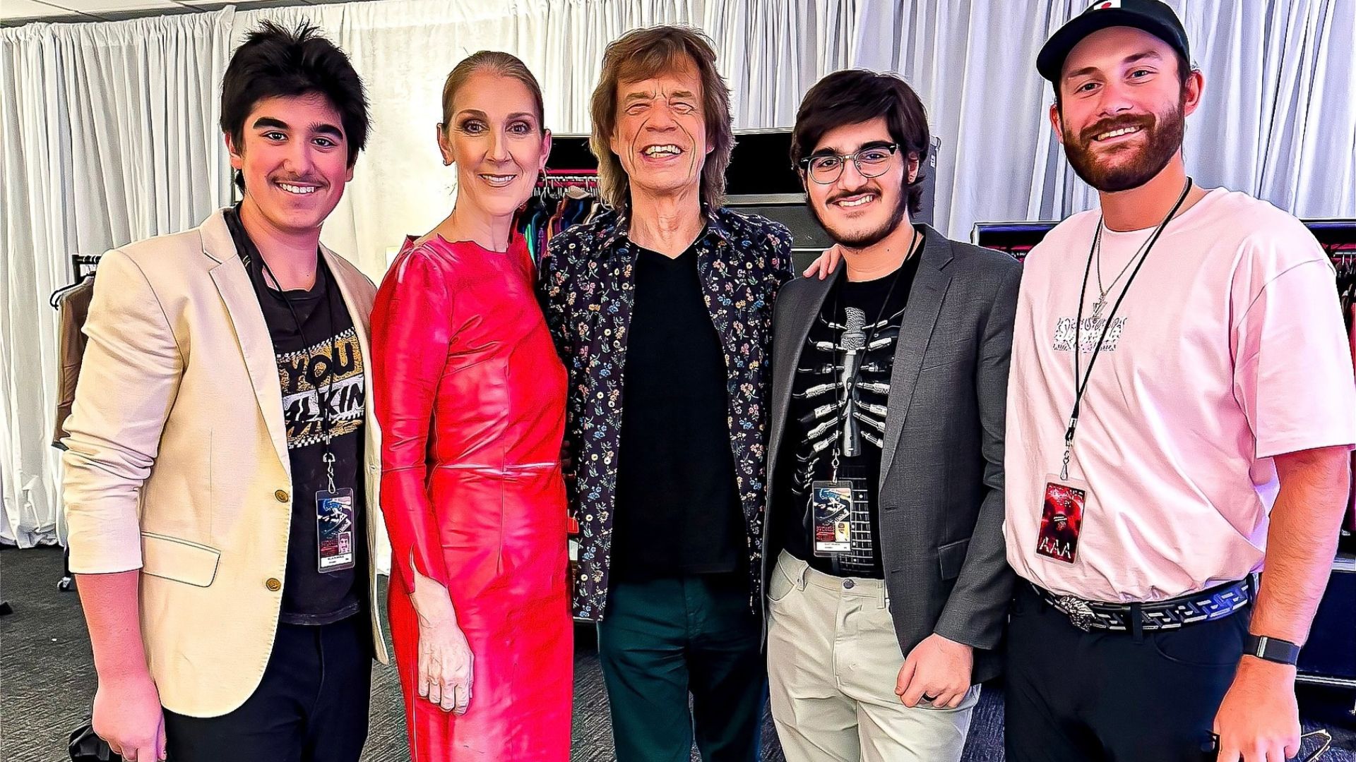 H Celine Dion πήγε στη συναυλία των Rolling Stones με τους τρεις γιους της και πόζαραν με τον Mick Jagger 1