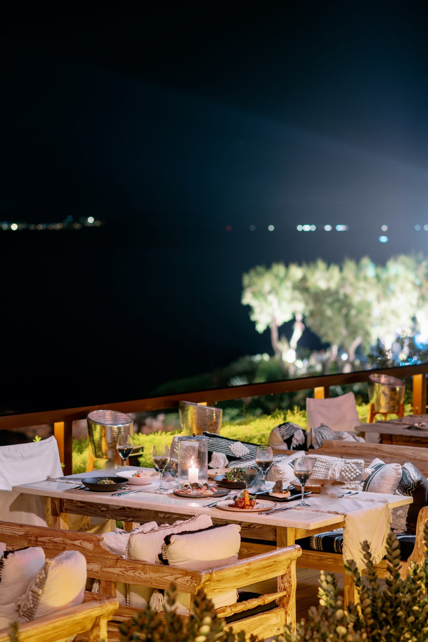 Το εμβληματικό Island Club Restaurant: Ένα σημείο αναφοράς στην αθηναϊκή ριβιέρα 3