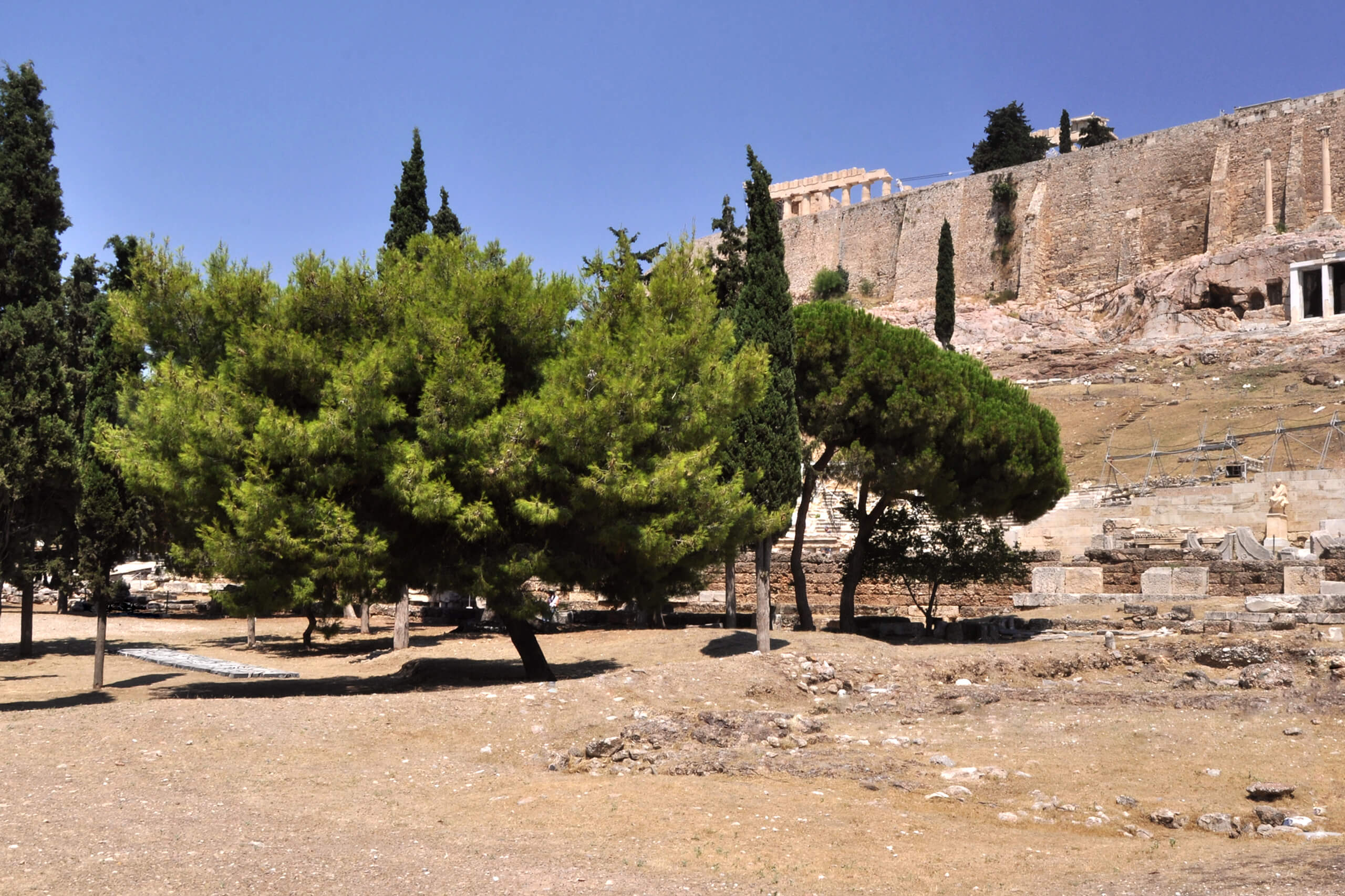 Μια βόλτα στην Αρεοπαγίτου σαν τουρίστας τον Αύγουστο 6