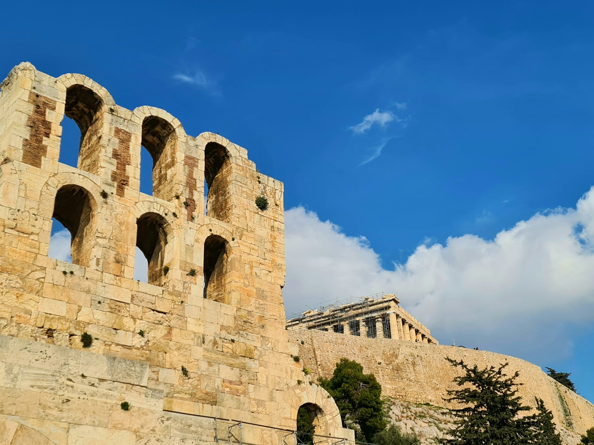 Μια βόλτα στην Αρεοπαγίτου σαν τουρίστας τον Αύγουστο 8