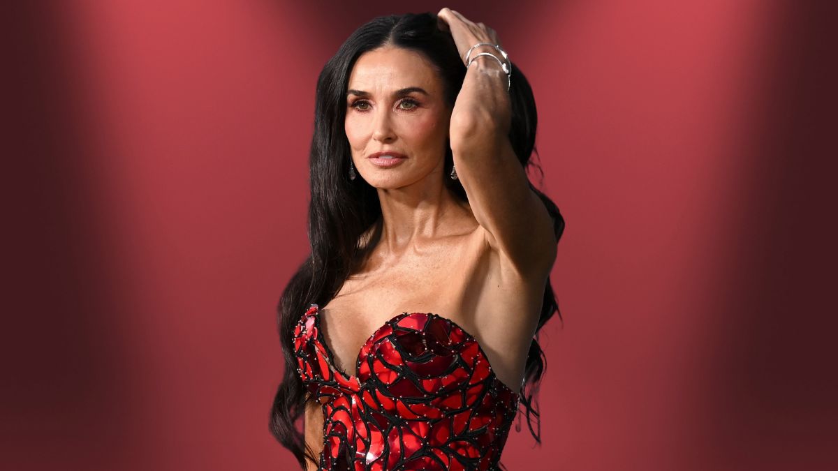 H Demi Moore έκανε καθημερινά σχεδόν 100χλμ με το ποδήλατό της για να χάσει τα κιλά της εγκυμοσύνης 1