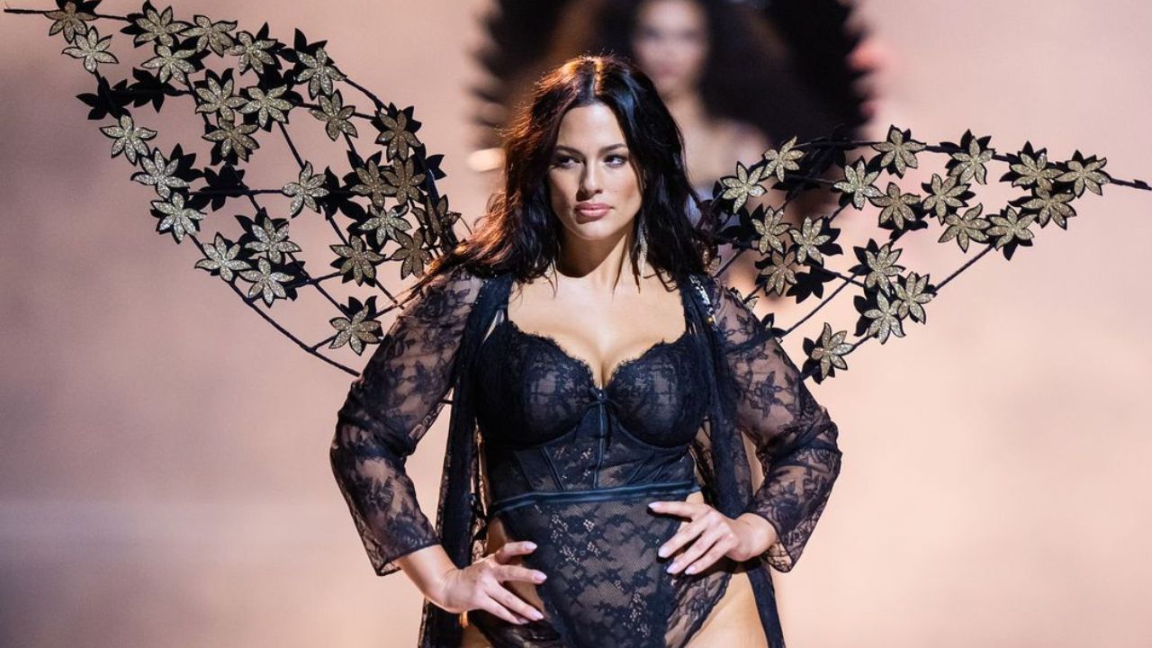 H πρώτη ανάρτηση της Ashley Graham μετά το Victoria’s Secret σόου: «Το όραμα για την ομορφιά φαινόταν περιορισμένο»