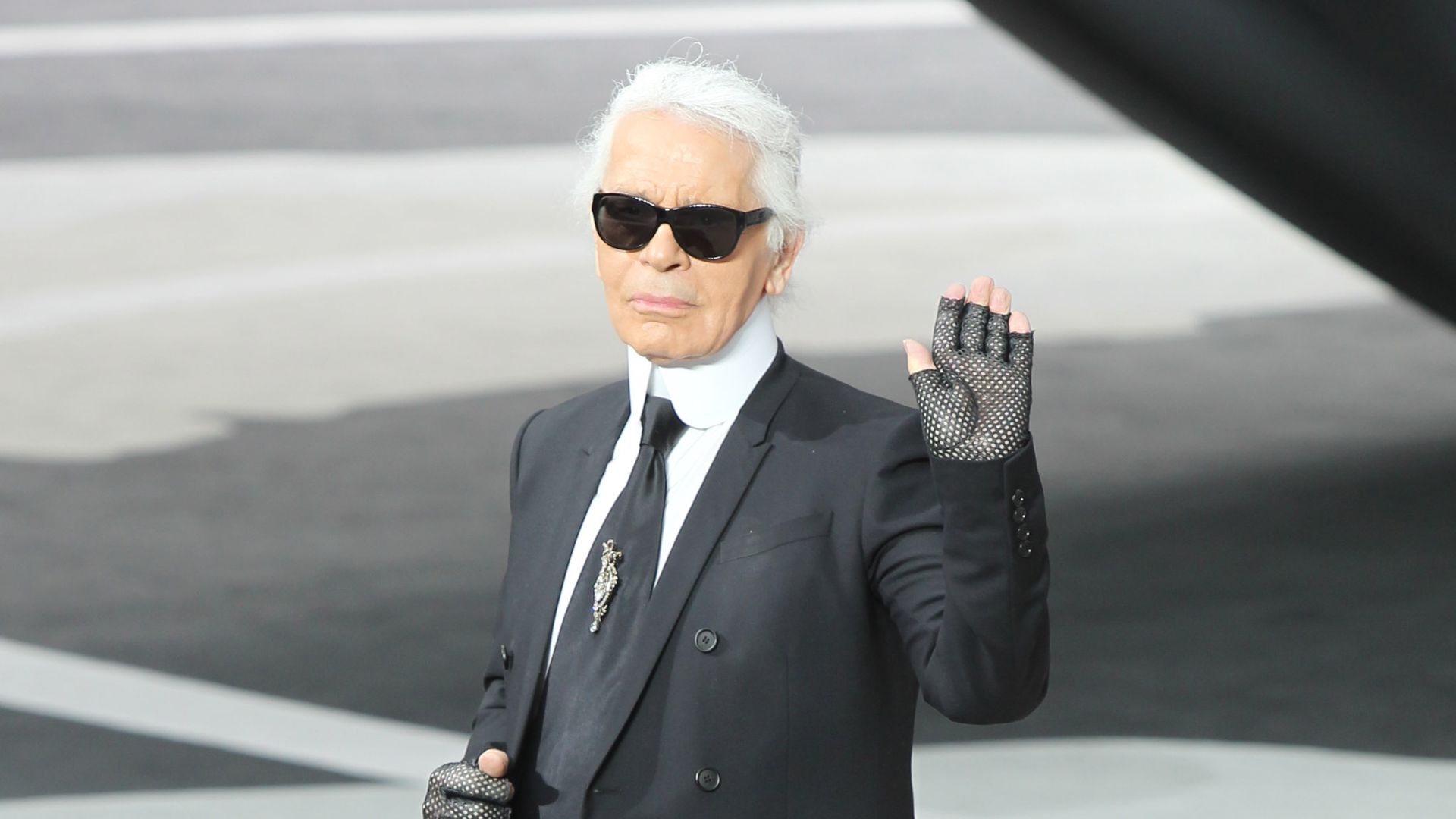 Karl Lagerfeld: To πολυτελές γραφείο του πωλείται για 8ψήφιο ποσό 1