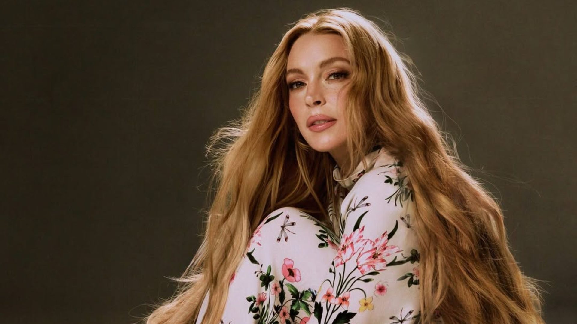 Η Lindsay Lohan μοιάζει με τη Ραπουνζέλ στη νέα της φωτογράφιση 1