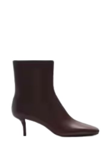 Ankle boots: 16 μποτάκια που θα ανανεώσουν τη γκαρνταρόμπα σας 7