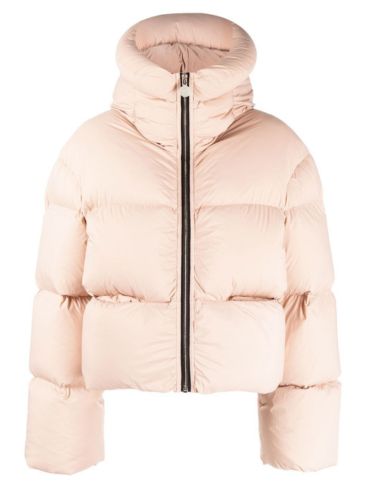 Sales Alert: Το puffer jacket είναι το απόλυτο κομμάτι του χειμώνα- Tώρα είναι η εποχή να το αποκτήσετε 6