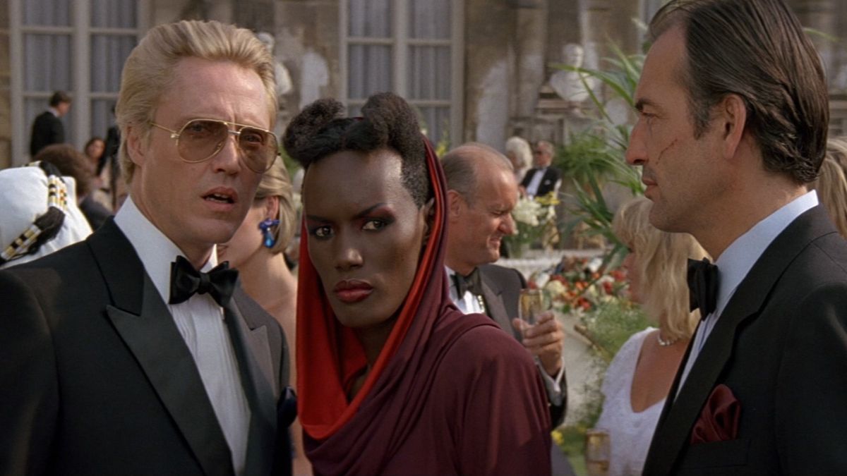 “Killer” fashion: Όταν ο Azzedine Alaïa έντυσε τη Grace Jones ως May Day στο «A View to a Kill»