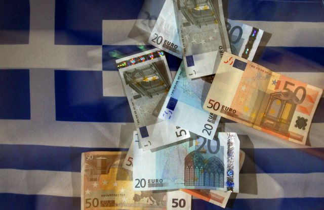 Υφεση της ελληνικής οικονομίας κατά 4,1% για το 2013 βλέπει το ΚΕΠΕ