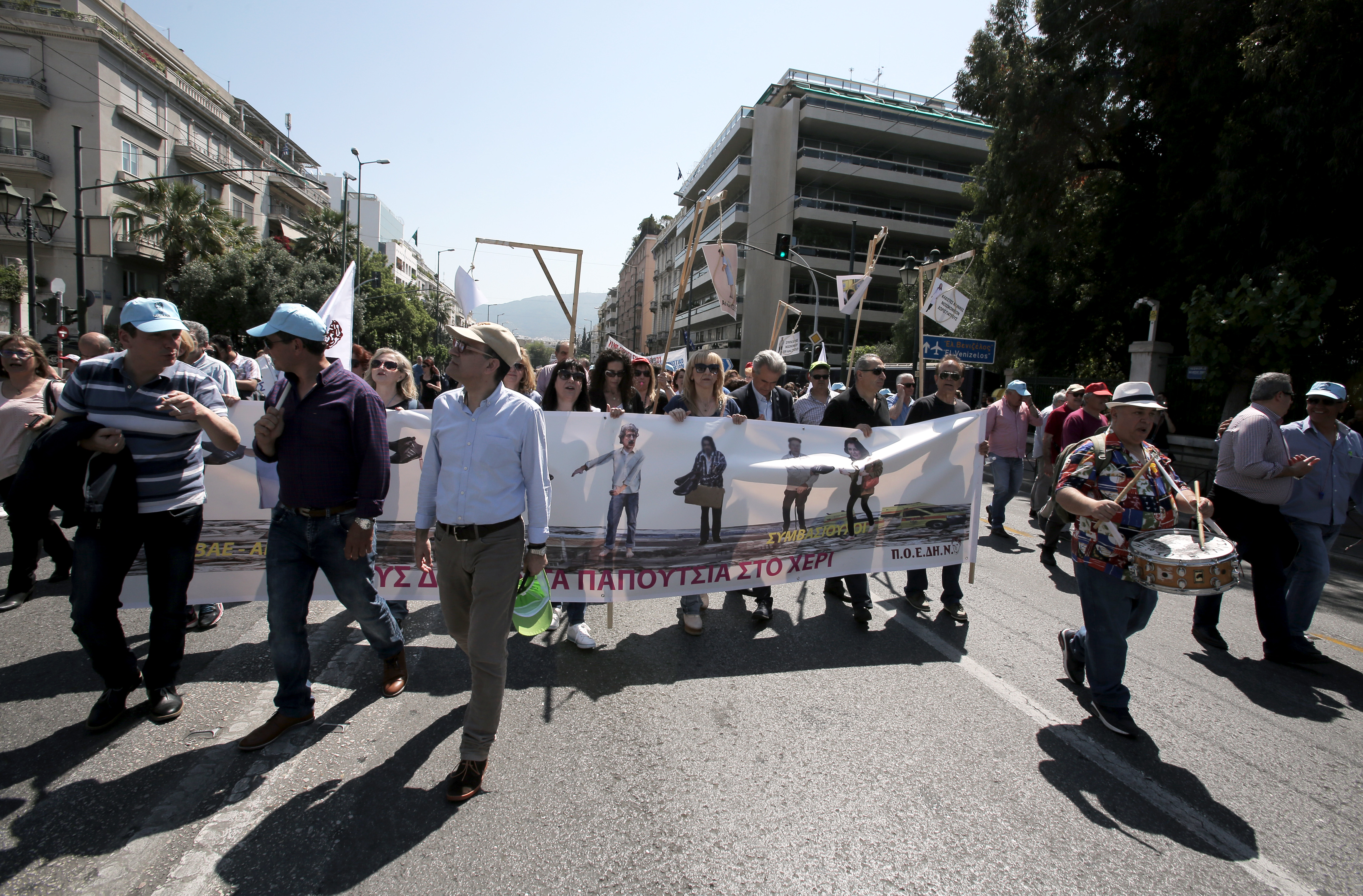 Απεργία και στάση εργασίας υγειονομικών την Τρίτη