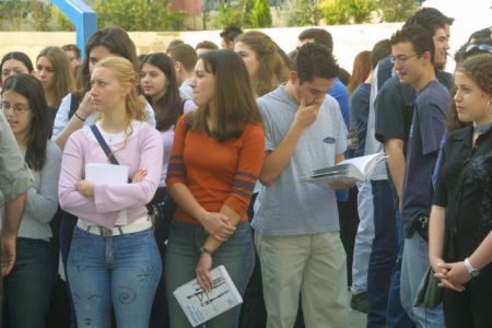 Αλλάζει το Λύκειο, με εθνικό απολυτήριο στα ΑΕΙ