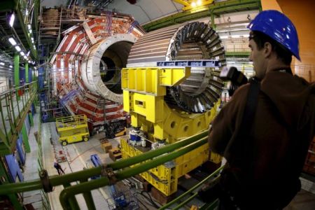 Κεντρική Μακεδονία – CERN: υπέγραψαν σύμφωνο συνεργασίας