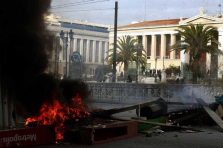 «Να μη συμβιβαστούμε με την παρακμή, τον φόβο και την αδράνεια»