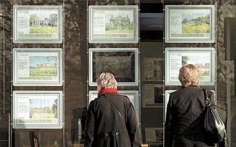 Νέα μέτρα Μπράουν για άνεργους δανειολήπτες