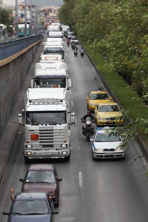 OAEE: Εξαίρεση όσων θέτουν σε ακινησία το δημόσιας χρήσης όχημά τους