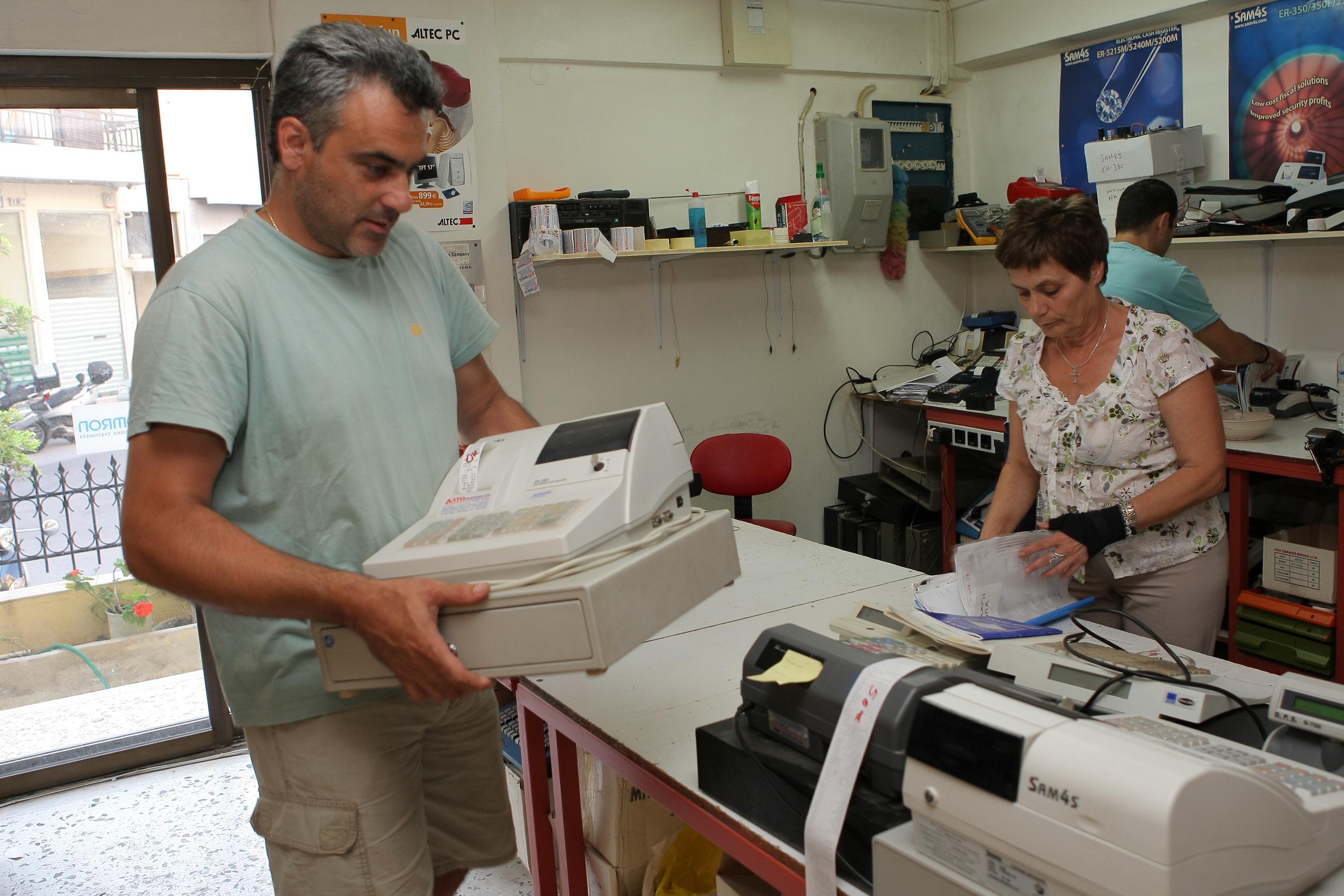 Στο 13% o χαμηλός συντελεστής από 1ης Ιανουαρίου 2011