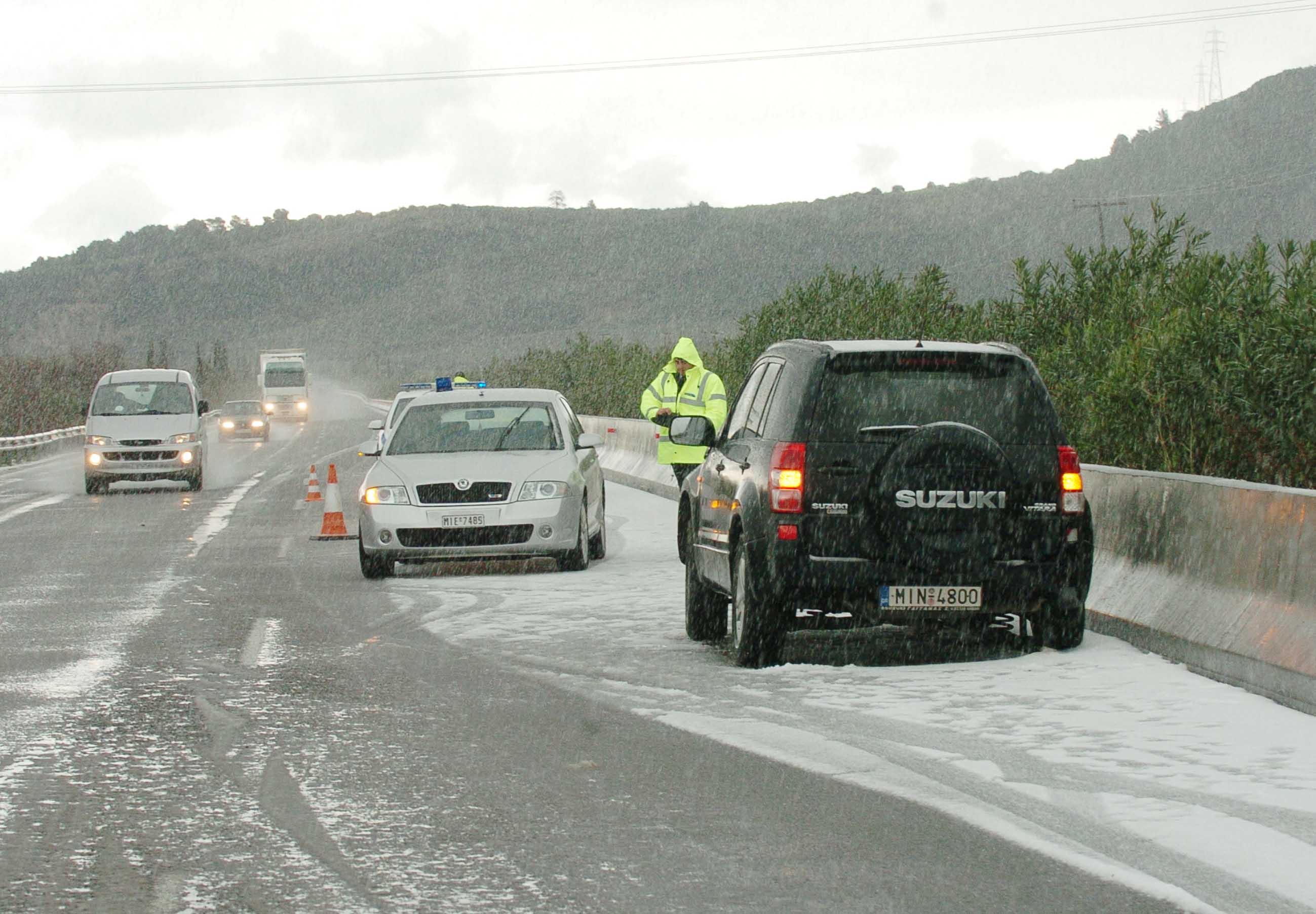 Κλειστά τα σχολεία των Σερρών λόγω της έντονης χιονόπτωσης