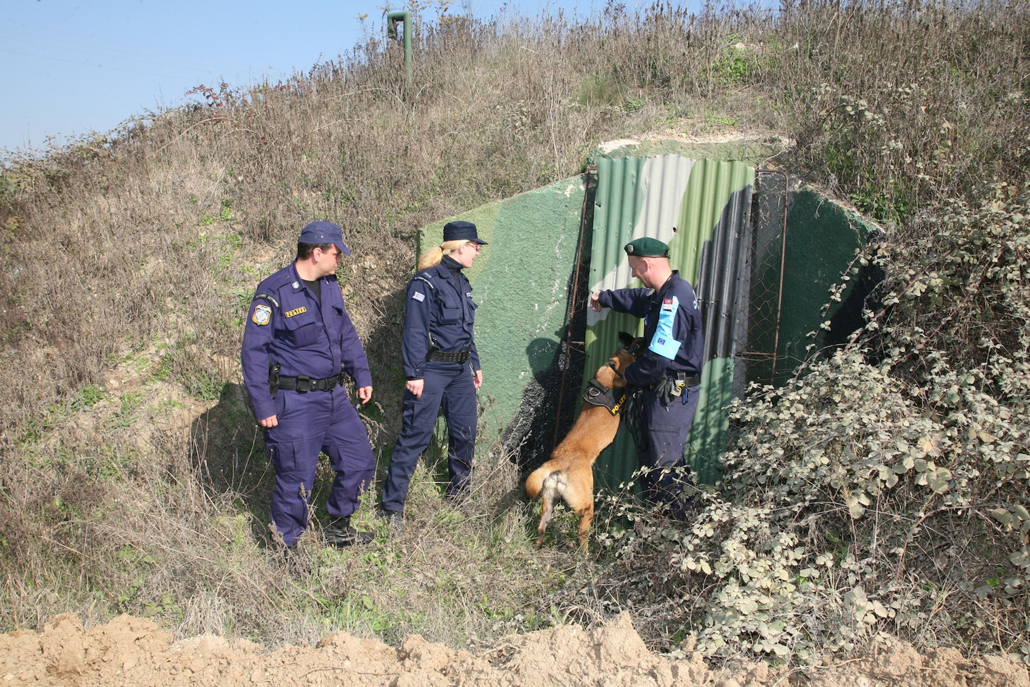 Η Γερμανική Frontex επικρίνει την φύλαξη στον Έβρο