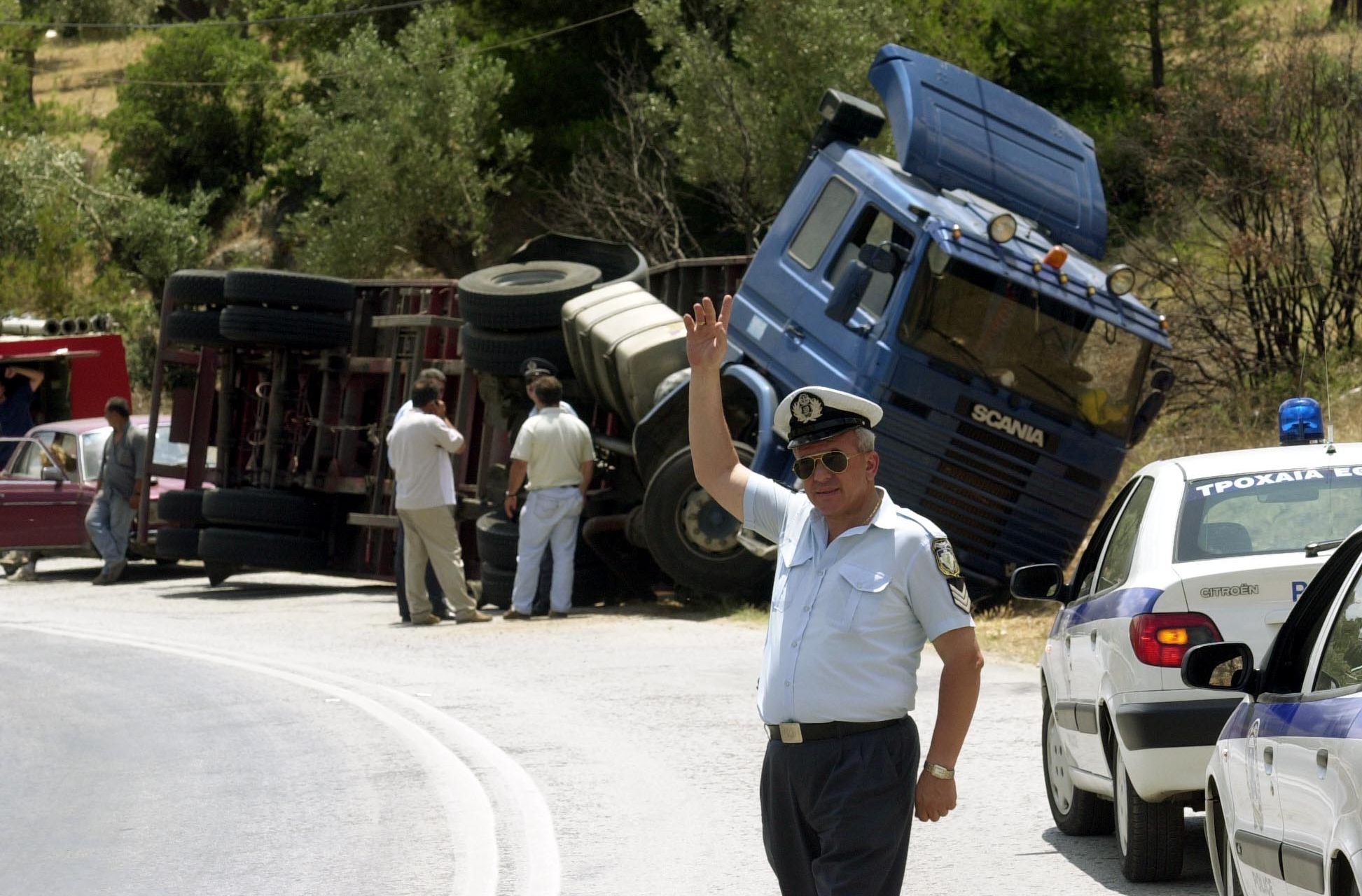 Είκοσι ένα άτομα έχασαν τη ζωή τους τις ημέρες των Χριστουγέννων στους δρόμους