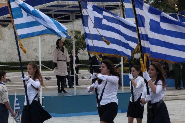 Τα υπό κατάληψη σχολεία δεν θα κάνουν παρέλαση