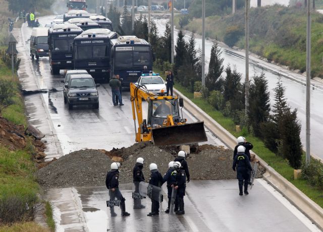 Σε εξέλιξη συνάντηση  για ανακωχή στην Κερατέα