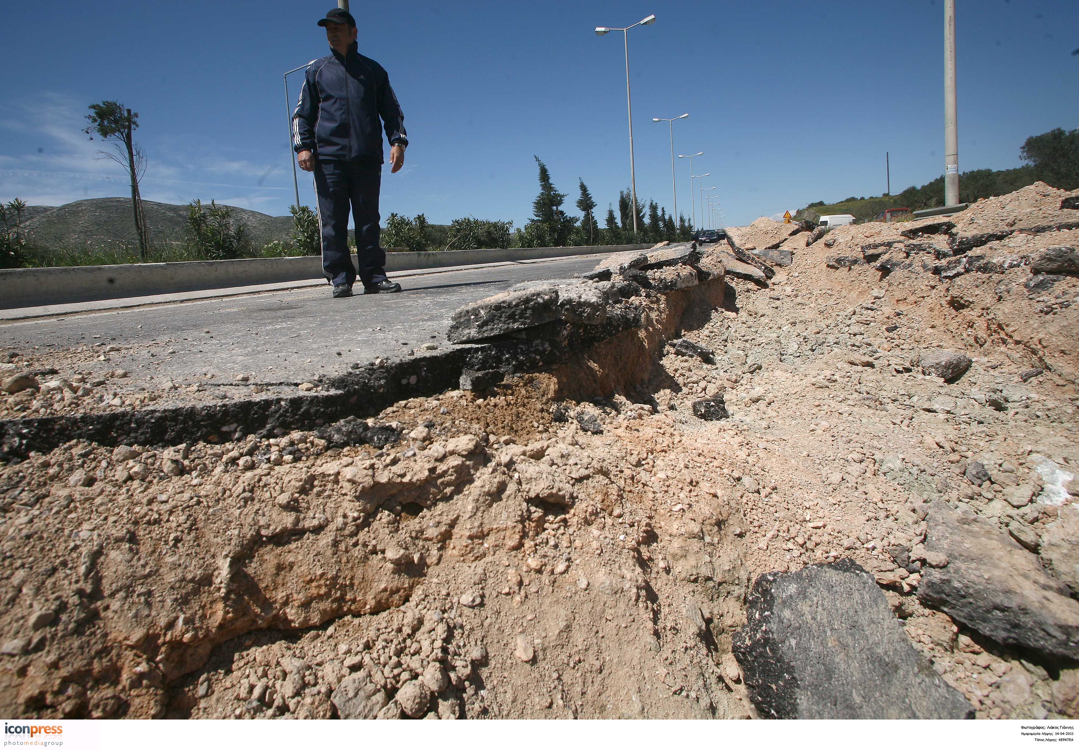 Κερατέα: Συγκρούσεις κατοίκων – αστυνομικών στην Λαυρίου (βίντεο)