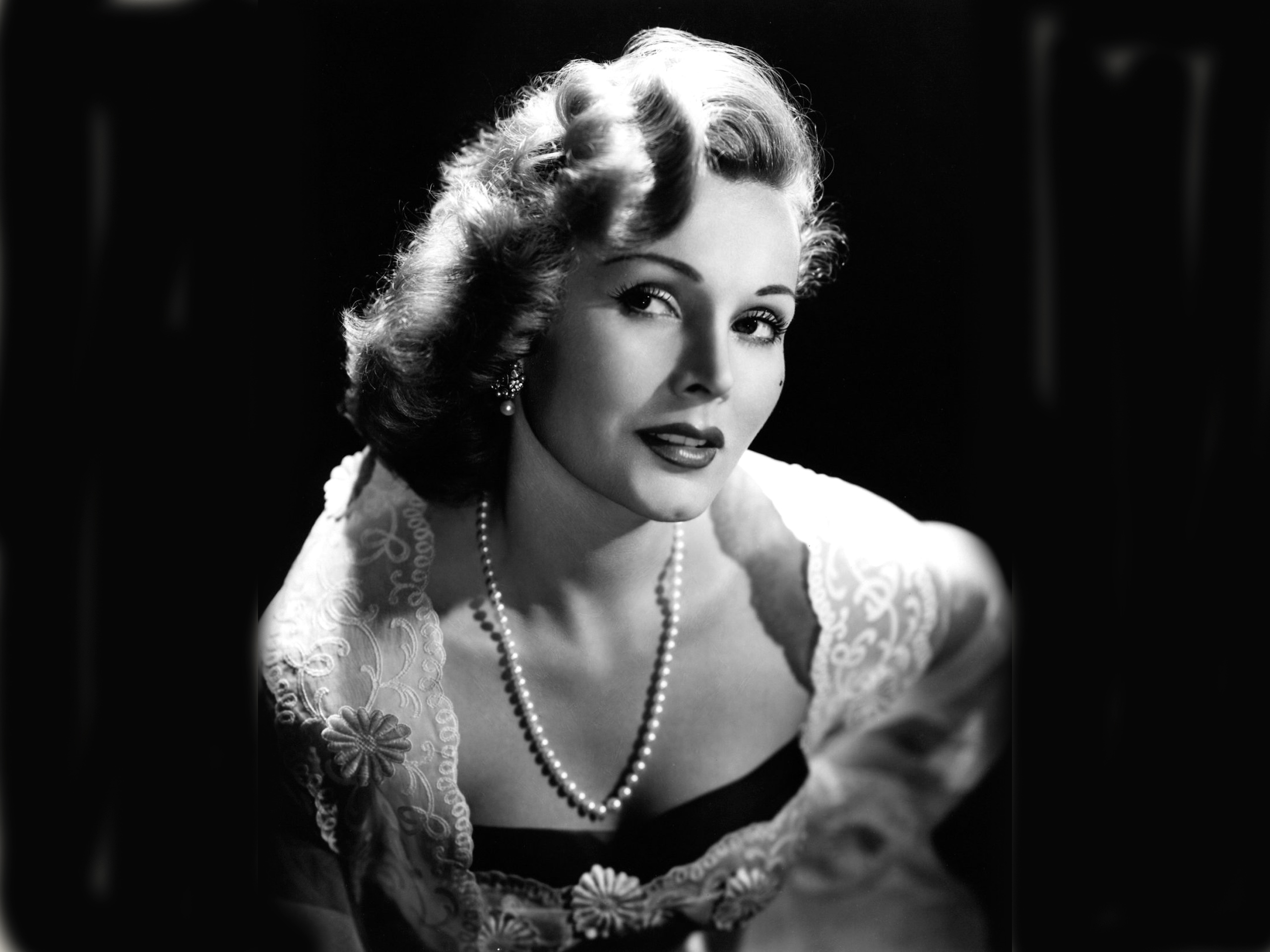 Жа. Zsa Zsa Gabor 1952. Юлия Габор. Zsa Zsa Speck. Марианна Габор.