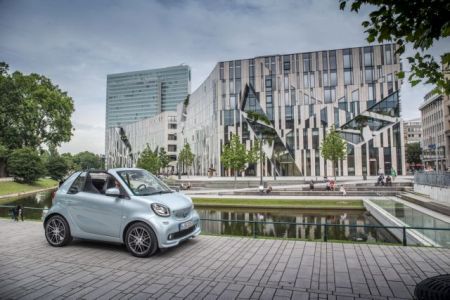 smart BRABUS: Πιάσε με, αν μπορείς