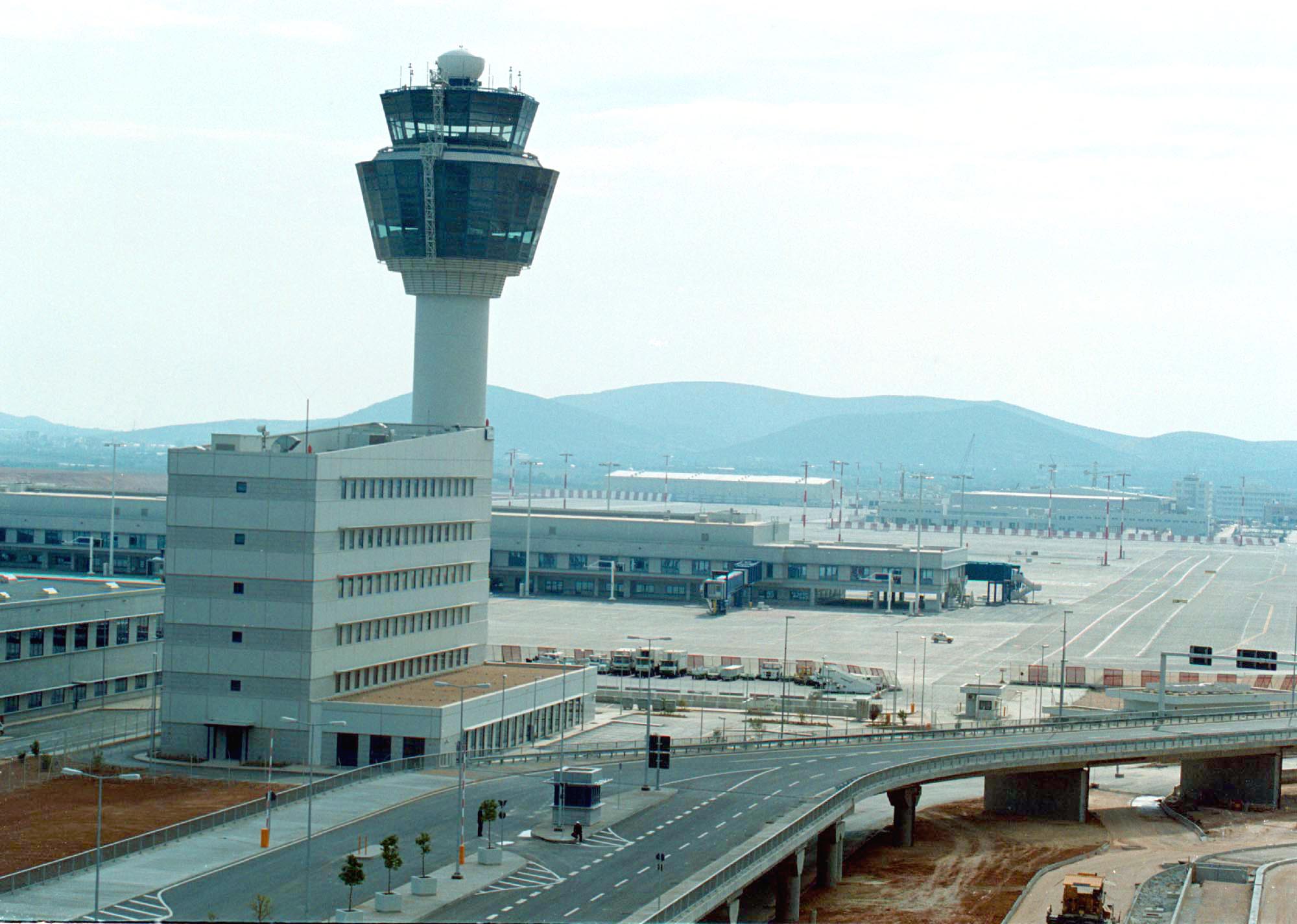 Στα Εξάρχεια η έρευνα για τη ληστεία-μαμούθ στο Αεροδρόμιο