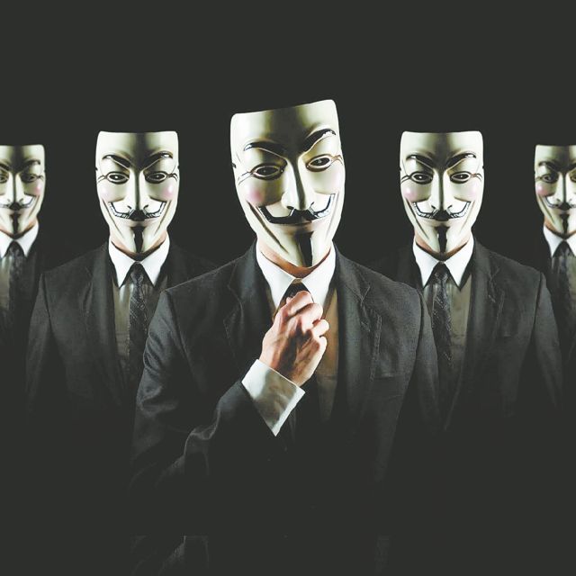Κίνα: Μπαράζ επιθέσεων σε επίσημα sites από τους Anonymous