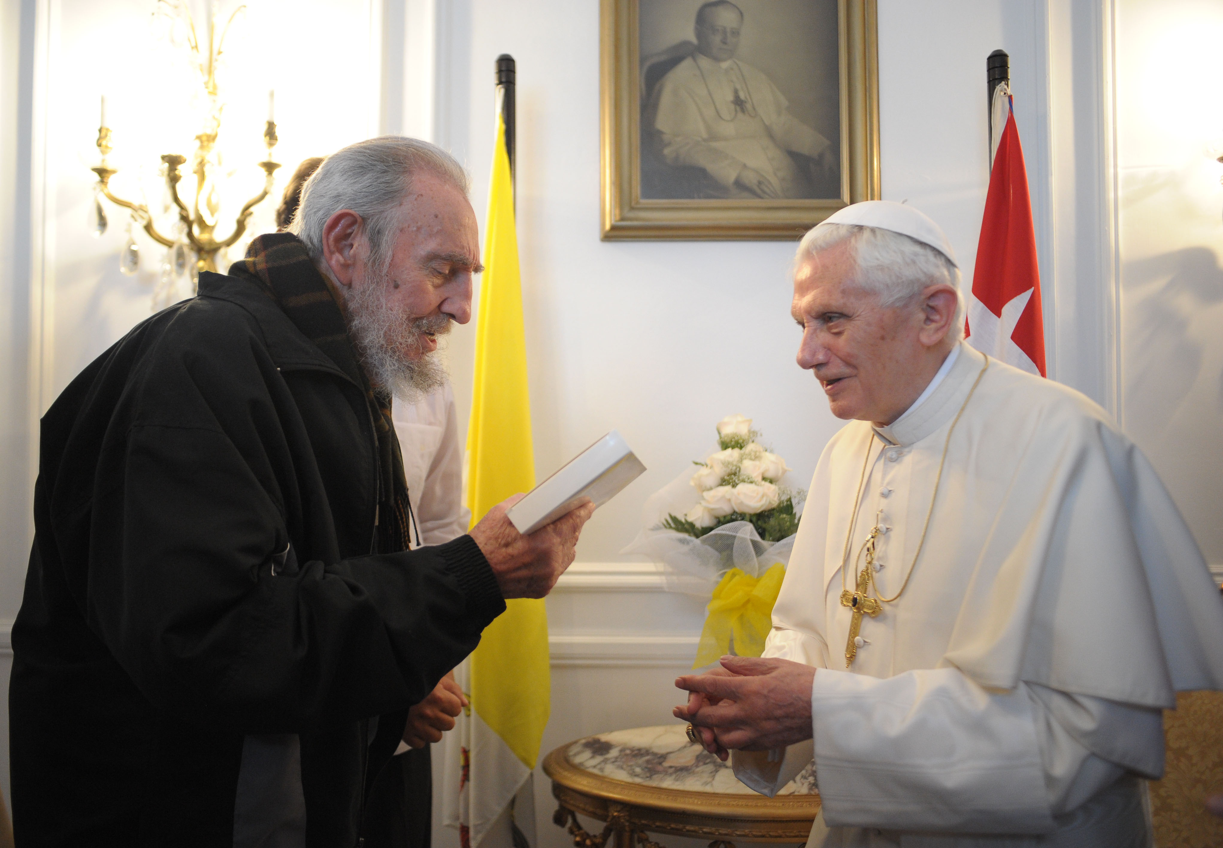 Εντονη κριτική του Πάπα στις ΗΠΑ για τη στάση τους απέναντι στην Κούβα