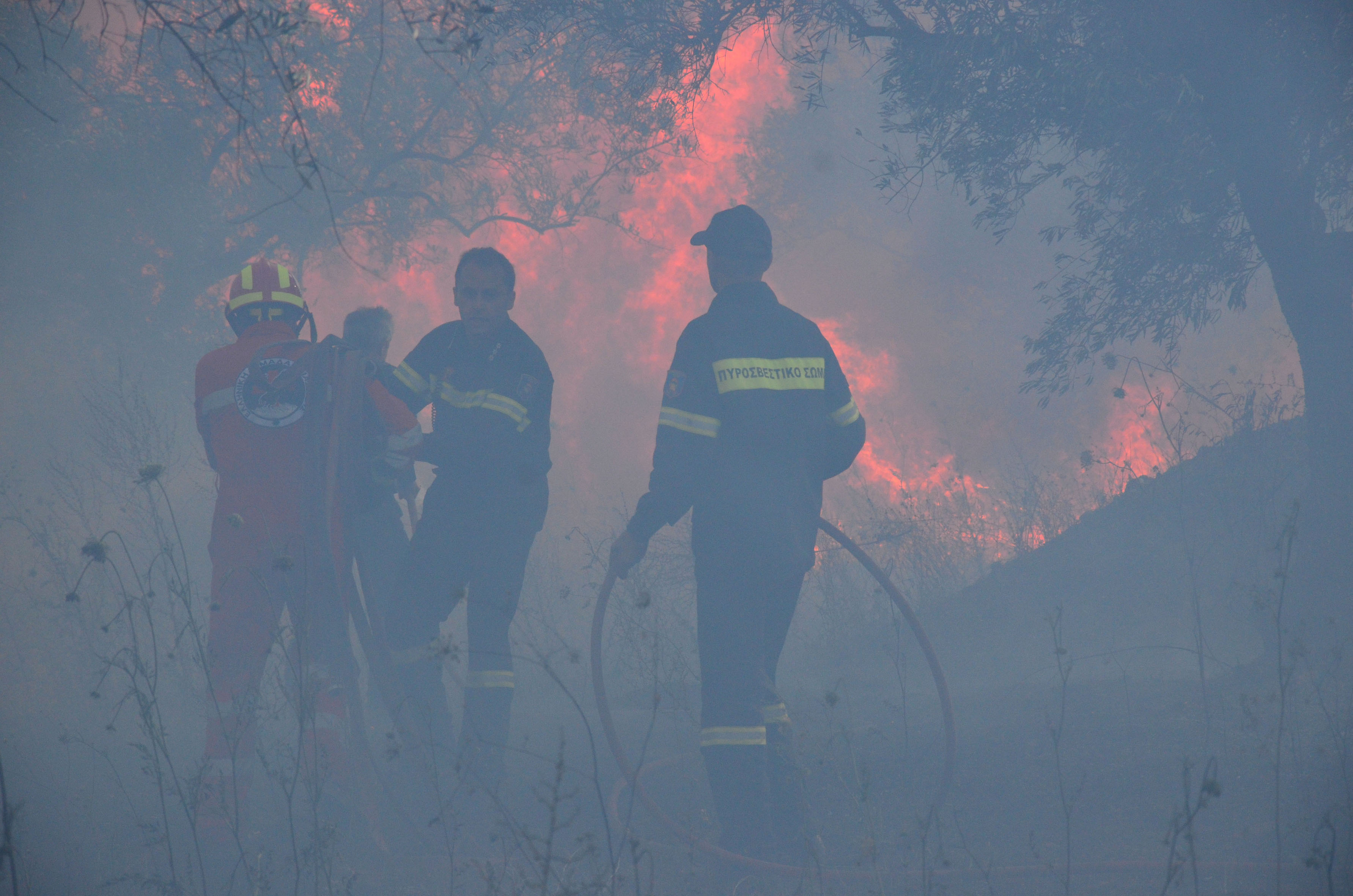 ΣτΕ: Προσλαμβάνονται κατ΄εξαίρεση 406 εποχικοί πυροσβέστες