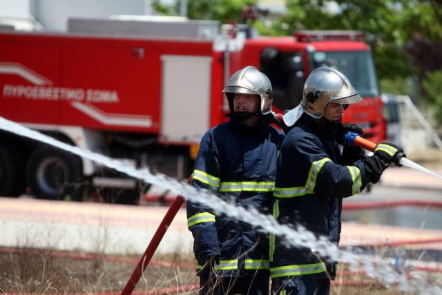 Σε αναδιάρθρωση της Πυροσβεστικής προχωρά το υπουργείο Δημόσιας Τάξης