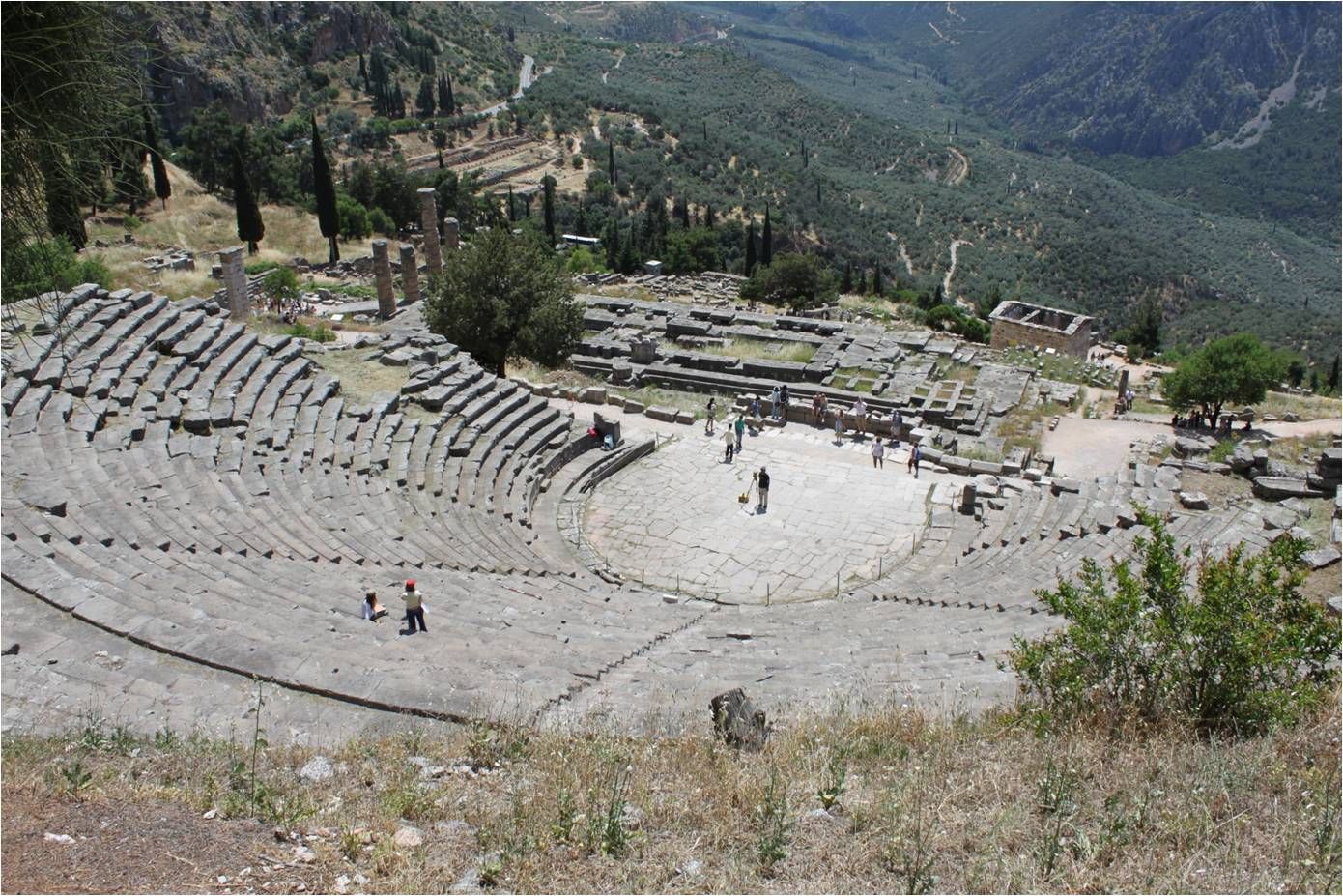 Ανοιξαν οι Δελφοί μετά από 37 χρόνια σιωπής