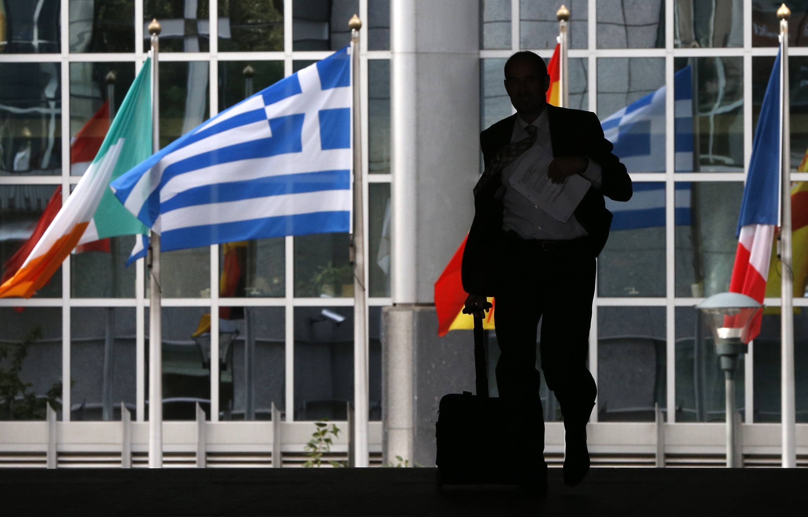 Eurostat: Στο 156,9% του ΑΕΠ το ελληνικό χρέος το 2012