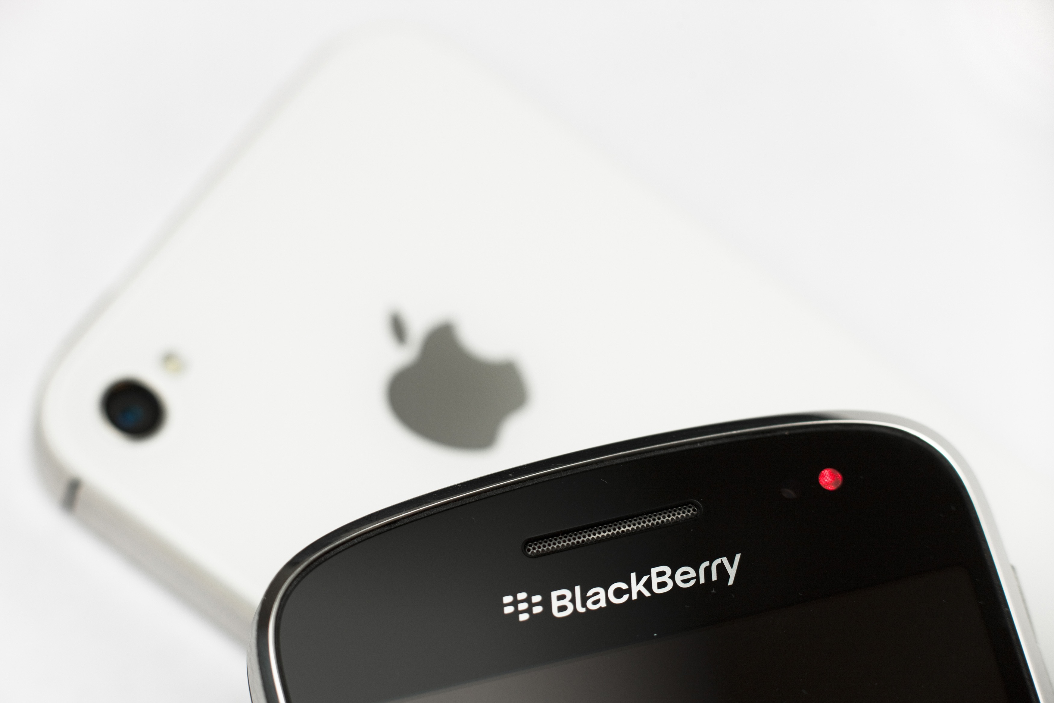 Почему blackberry проиграла apple