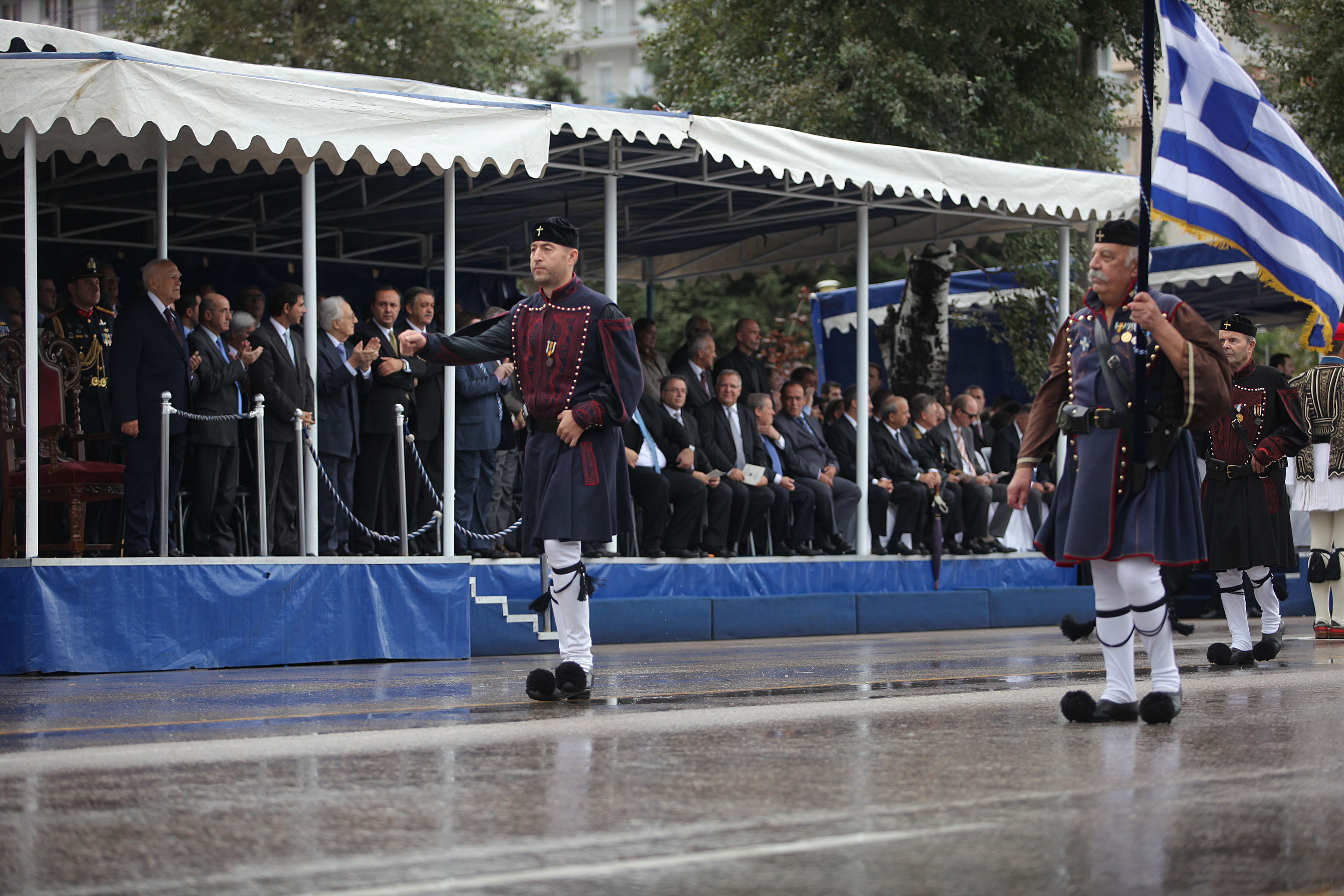 Με Παπούλια και Σαμαρά η παρέλαση στη Θεσσαλονίκη