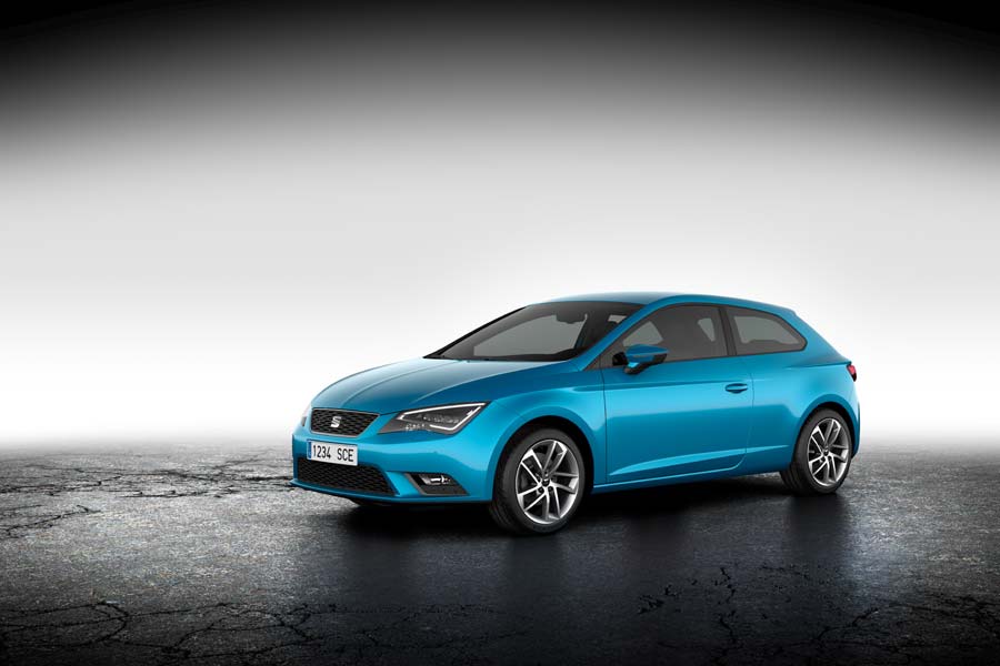 Seat Leon SC 2013: Τρίθυρος πειρασμός