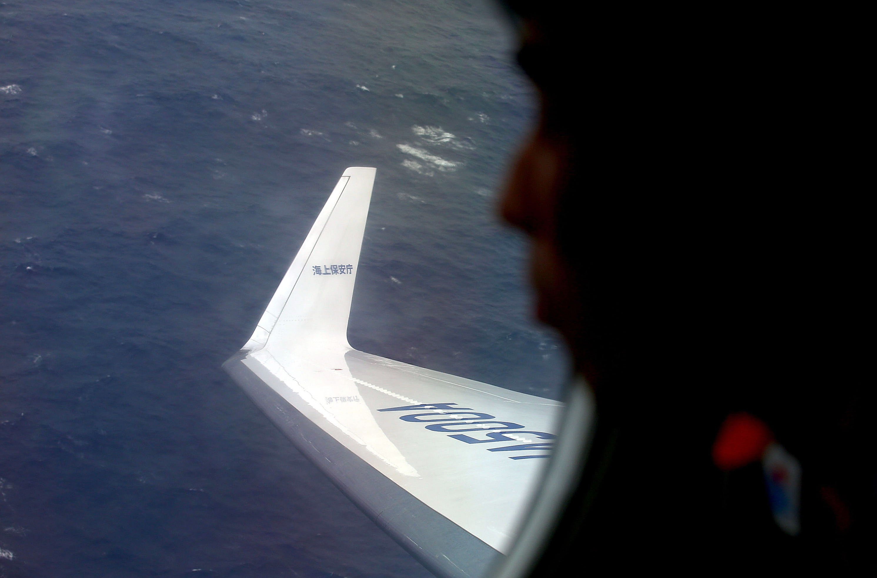 Πτήση ΜΗ370: Σκουπίδια, οργή και ερωτηματικά