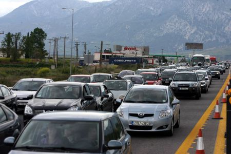 Κομισιόν: Ασφαλέστεροι οι δρόμοι – Πολλά τα θανατηφόρα ατυχήματα στην Ελλάδα