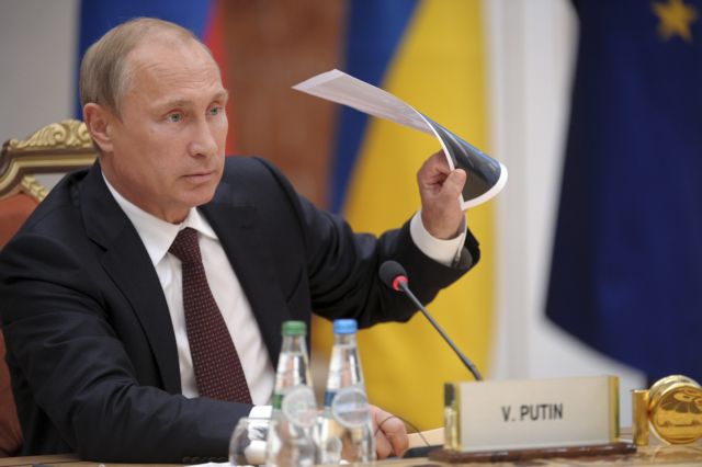 Τζόζεφ Νάι: «Κυρώσεις μεν, αλλά και ανοικτή γραμμή με τον Πούτιν»