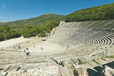 Με αναφορές στην Αρχαία Ελλάδα τιμάται η Παγκόσμια Ημέρα Θεάτρου
