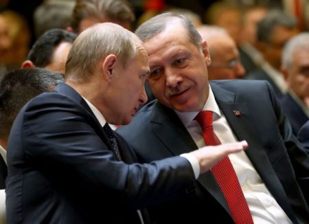 Παιχνίδια Ερντογάν με ΗΠΑ – Ευρώπη και φλερτ με Πούτιν