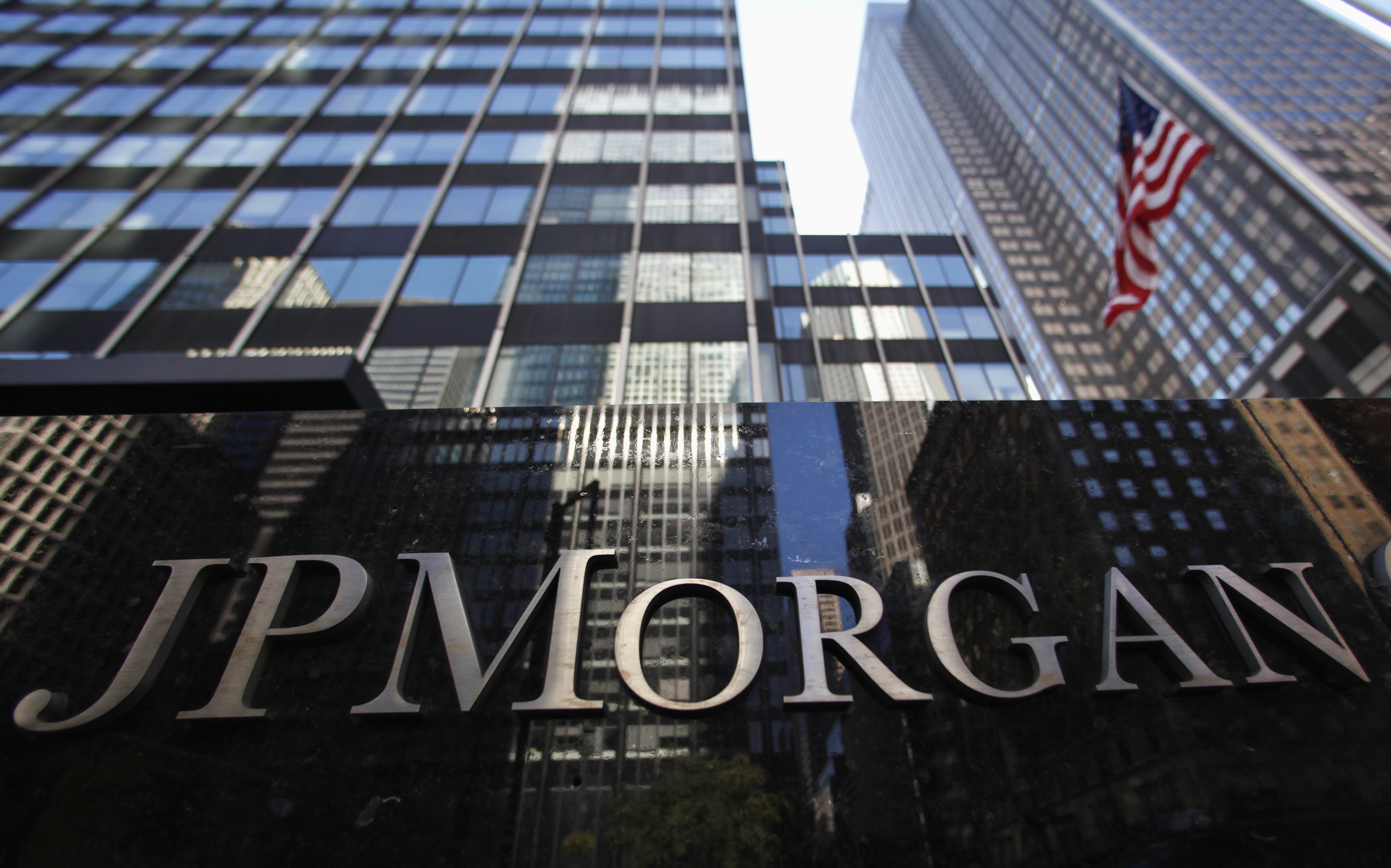 JP Morgan: Αμφίβολη η εύρεση λύσης στη Σύνοδο Κορυφής