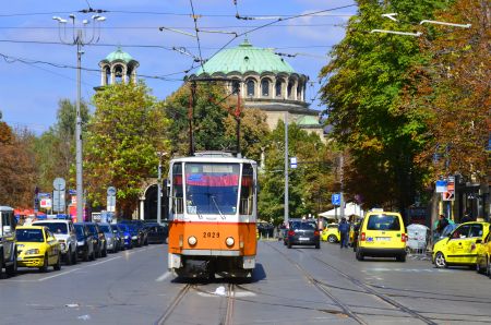 Με αμείωτο ρυθμό ανοίξουν ελληνικά ΑΦΜ στην Βουλγαρία